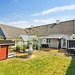 Canan - 1-6km From The Sea By Interhome *